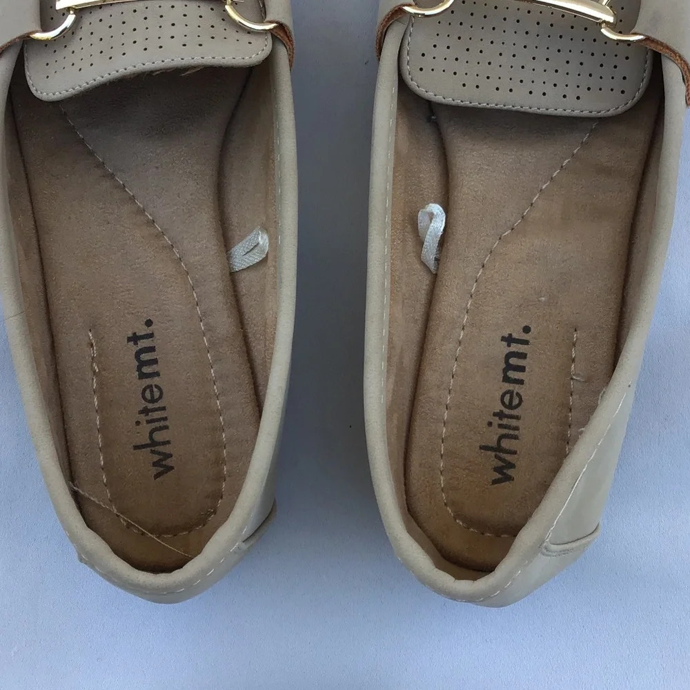 Whitemt. Women’s Perforated Beige Loafer Size 5.5 - Picture 6 of 8